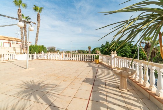Revente - Villa - Torrevieja - Los Balcones - Los Altos del Edén