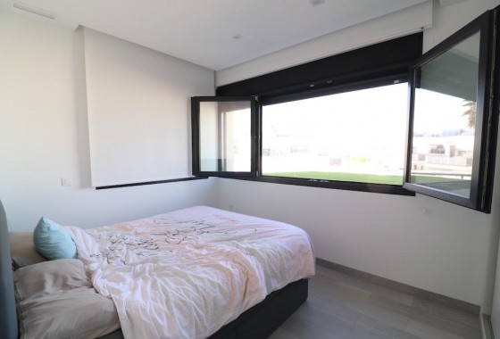 Revente - Villa - Orihuela Costa - Lomas de Cabo Roig