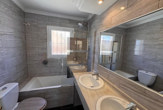 Revente - Villa - San Miguel de Salinas - BLUE LAGOON