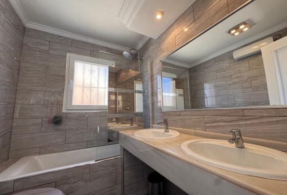 Revente - Villa - San Miguel de Salinas - BLUE LAGOON