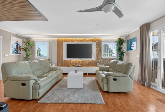 Revente - Finca - Albatera