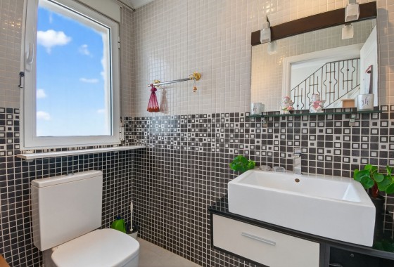 Revente - Finca - Albatera