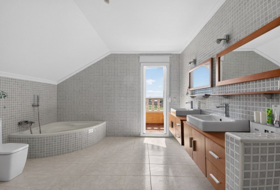 Revente - Finca - Albatera