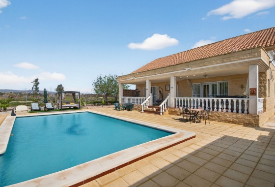 Revente - Finca - Albatera