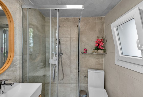 Revente - Finca - Albatera