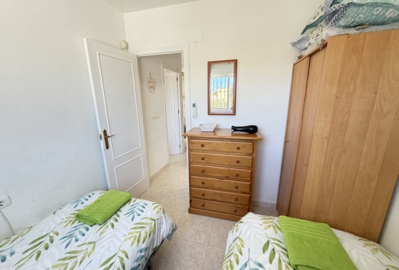 Resale - Apartment - Villamartin