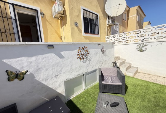 Resale - Apartment - Villamartin