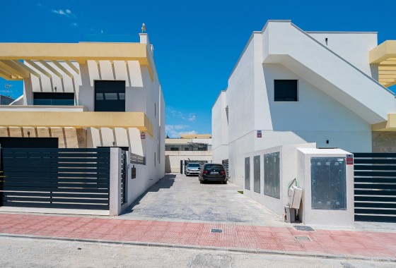 Revente - Villa - Los Montesinos