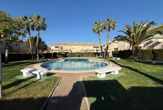 Revente - Bungalow - Torrevieja - Aguas nuevas 1