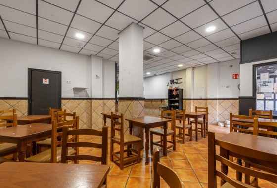 Revente - Commerce / Local - Torrevieja - Estacion de autobuses