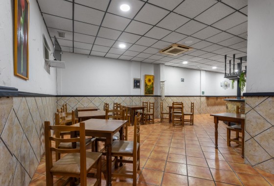 Revente - Commerce / Local - Torrevieja - Estacion de autobuses