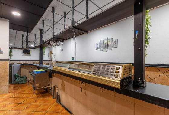 Revente - Commerce / Local - Torrevieja - Estacion de autobuses