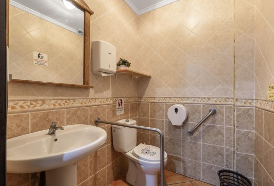 Revente - Commerce / Local - Torrevieja - Estacion de autobuses