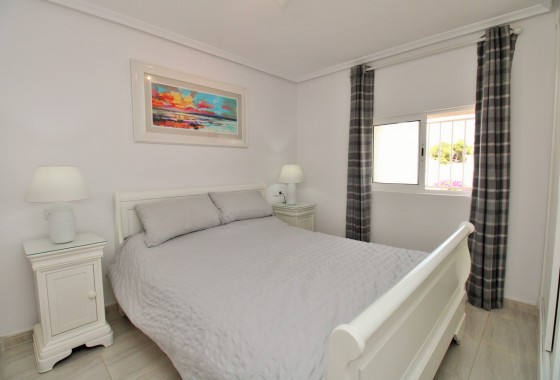 Resale - Bungalow - Villamartin