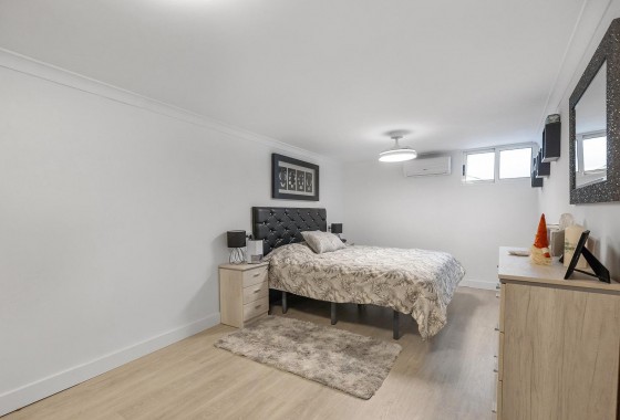 Revente - Villa - Guardamar del Segura - Urbanizaciones