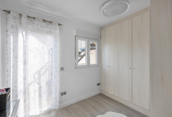 Revente - Villa - Guardamar del Segura - Urbanizaciones