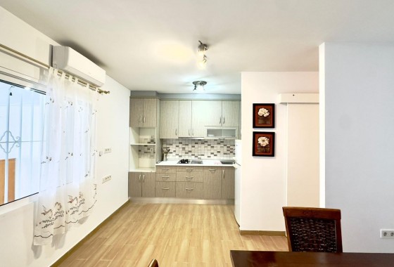 Segunda Mano - Bungalow - Torrevieja - Carrefour