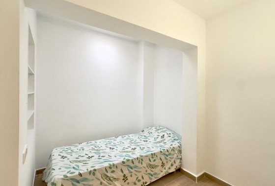 Segunda Mano - Bungalow - Torrevieja - Carrefour