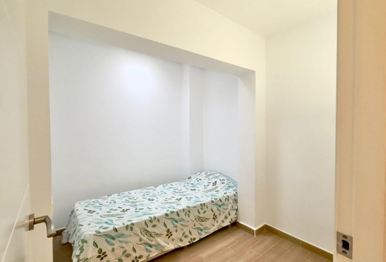 Segunda Mano - Bungalow - Torrevieja - Carrefour