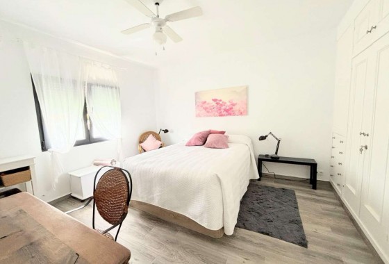 Revente - Chalet - Orihuela Costa - Punta Prima