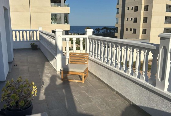 Revente - Chalet - Orihuela Costa - Punta Prima