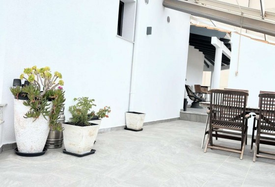 Revente - Chalet - Orihuela Costa - Punta Prima