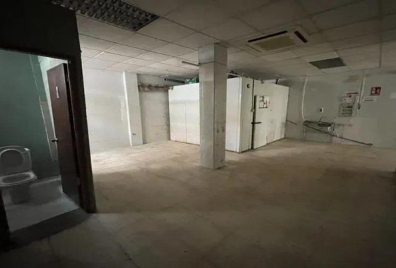 Revente - Commerce / Local - Alicante - Altozano