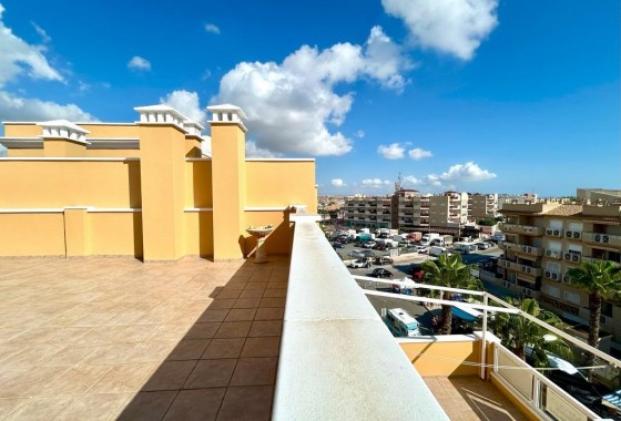 Resale - Apartment - Orihuela Costa - Aguamarina