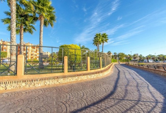 Resale - Apartment - Orihuela Costa - Aguamarina