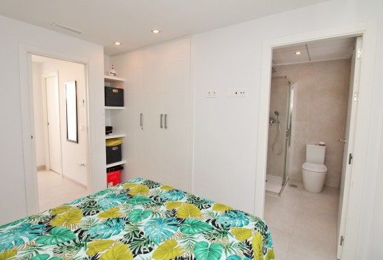 Revente - Maison mitoyenne - Villamartin