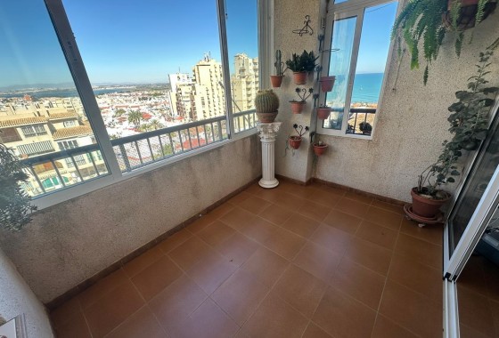 Revente - Appartement - Torrevieja - Torre la mata