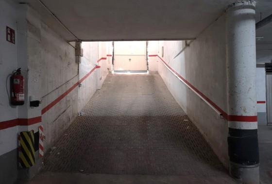Revente - Garage - Torrevieja - Playa de los locos