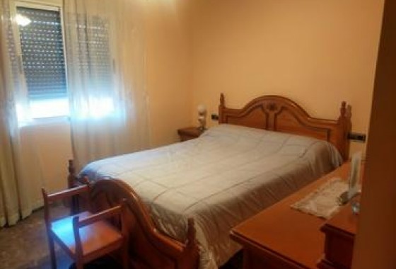 Resale - Detached Villa - Elche