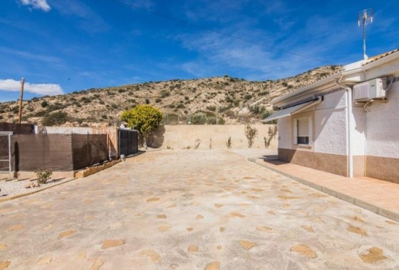 Resale - Detached Villa - Elche