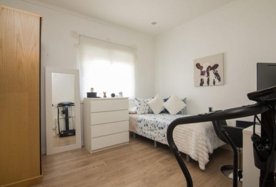 Resale - Detached Villa - Elche