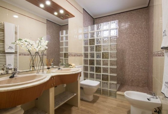 Resale - Detached Villa - Elche