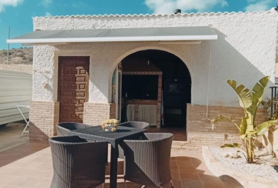 Resale - Detached Villa - Elche