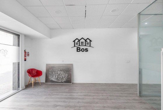 Revente - Commerce / Local - Torrevieja - La Mata pueblo