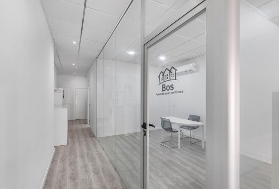 Revente - Commerce / Local - Torrevieja - La Mata pueblo