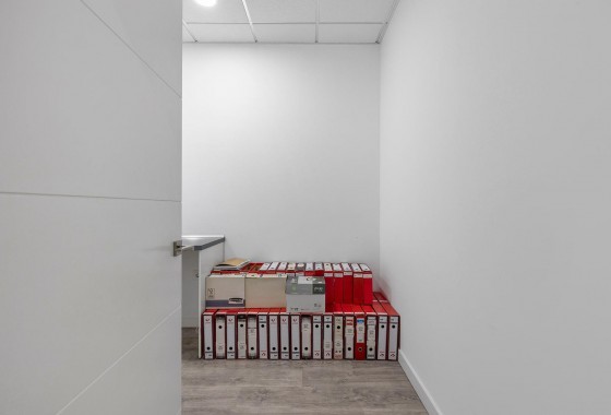 Revente - Commerce / Local - Torrevieja - La Mata pueblo