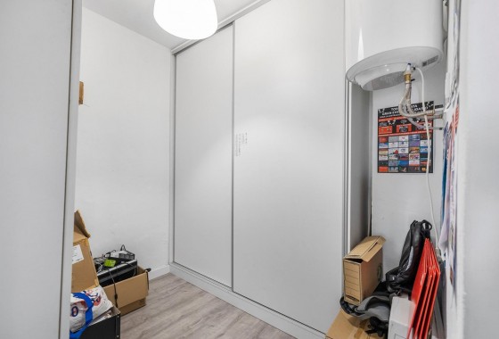 Revente - Commerce / Local - Torrevieja - La Mata pueblo