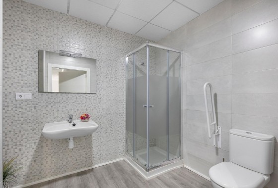 Revente - Commerce / Local - Torrevieja - La Mata pueblo