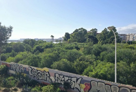 Revente - Appartement - Torrevieja - Puerto Deportivo