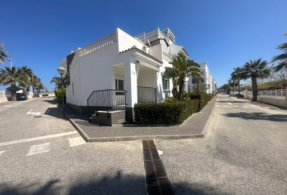 Revente - Bungalow - Torrevieja - Aguas nuevas 1