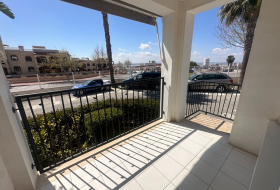 Revente - Bungalow - Torrevieja - Aguas nuevas 1