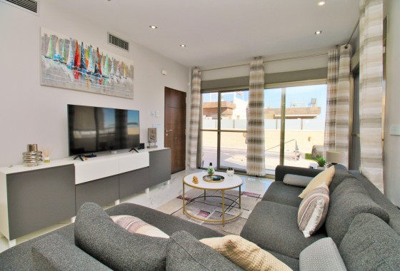 Resale - Detached Villa - Villamartin