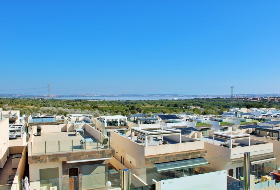 Resale - Detached Villa - Villamartin