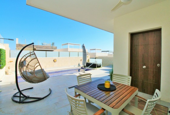 Resale - Detached Villa - Villamartin