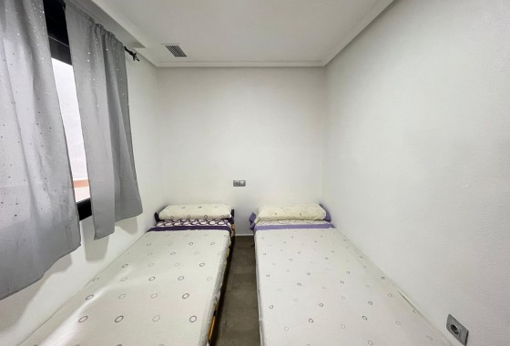 Segunda Mano - Apartamento - Torrevieja - La Mata pueblo