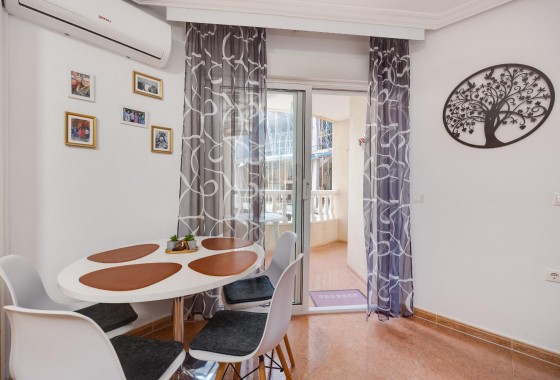 Segunda Mano - Apartamento - Torrevieja - Centro